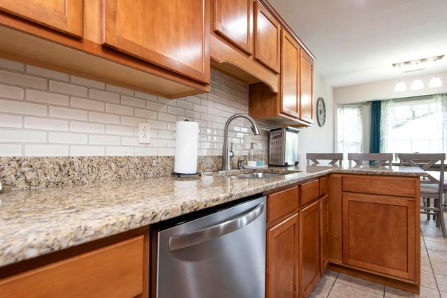 326 Country Bluff Drive, Branson, MO 65616