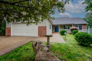 326 Country Bluff Drive, Branson, MO 65616