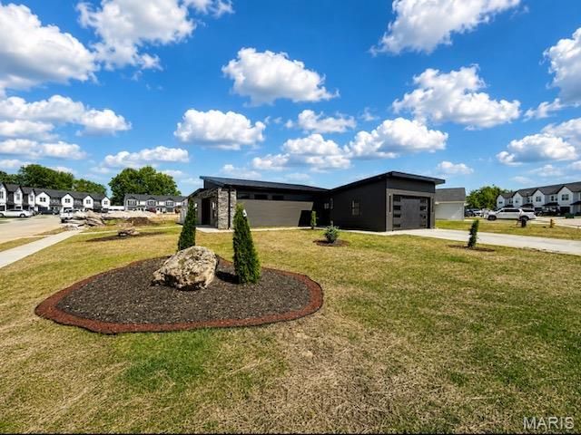 202 Jimmy H Drive, Jonesburg, MO 63351