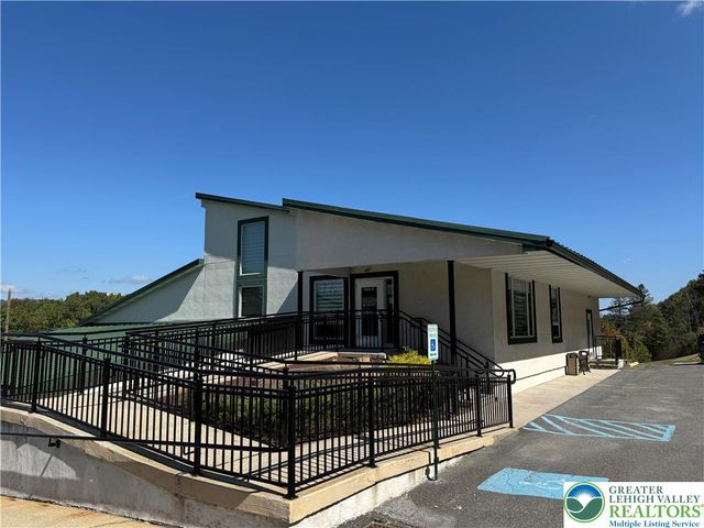 771 Blakeslee Blvd Drive East A-1, Mahoning Twp, PA 18235