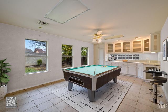 10000 Marilee Avenue, Bakersfield, CA 93312