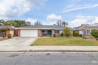 10000 Marilee Avenue, Bakersfield, CA 93312