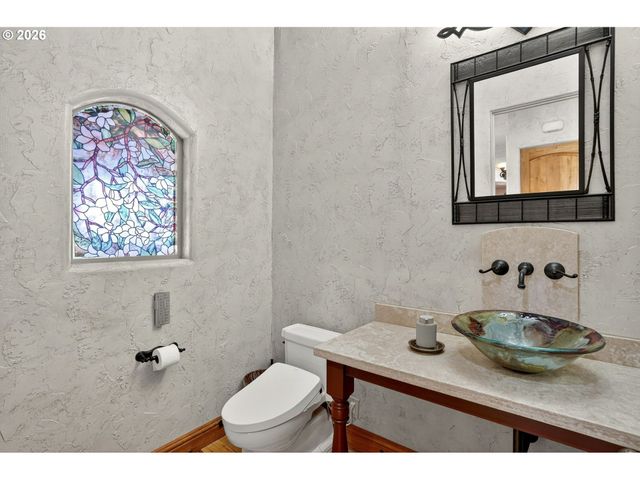 18380 S FERGUSON Rd, Oregon City, OR 97045