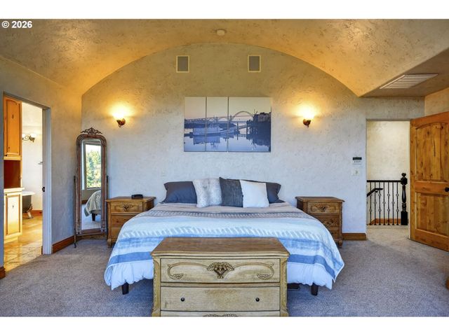 18380 S FERGUSON Rd, Oregon City, OR 97045