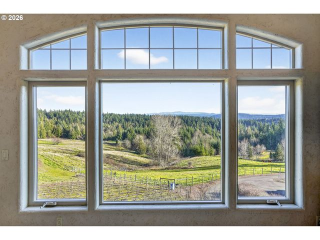 18380 S FERGUSON Rd, Oregon City, OR 97045