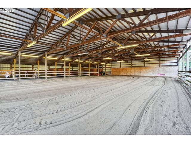 18380 S FERGUSON Rd, Oregon City, OR 97045