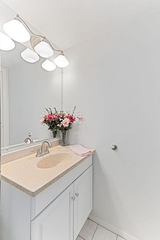 37 Elderwood Drive 37, Stoughton, MA 02072