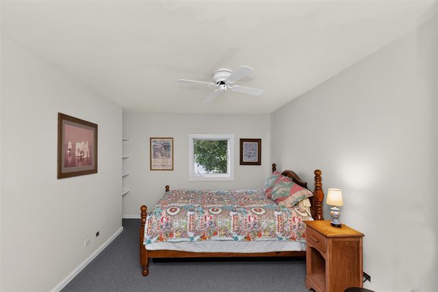 15657 Lakeview Drive, Buchanan, MI 49107