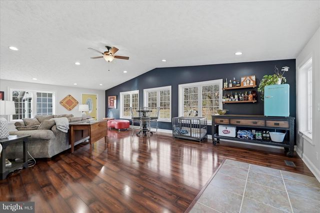 151 SASSAFRAS LN, Clear Brook, VA 22624