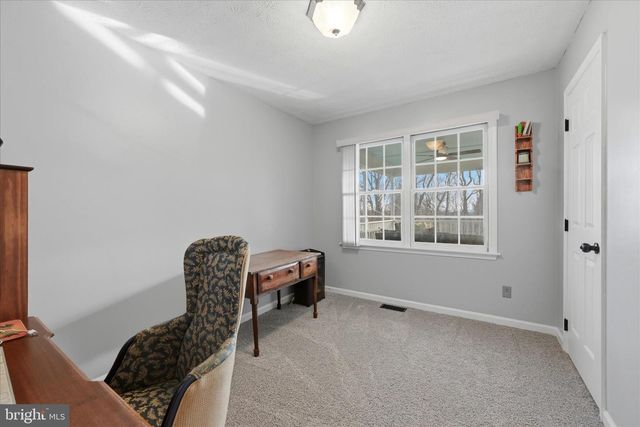 151 SASSAFRAS LN, Clear Brook, VA 22624