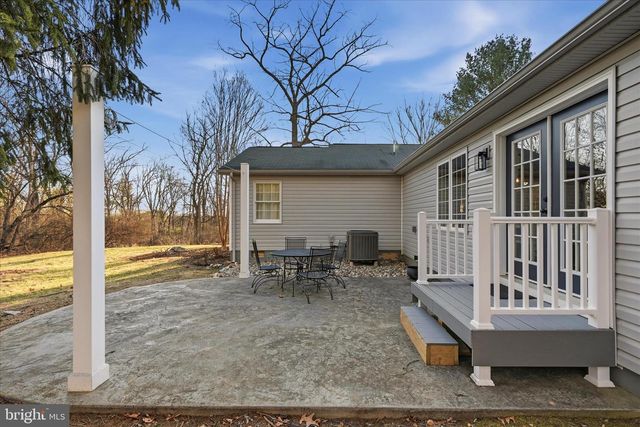 151 SASSAFRAS LN, Clear Brook, VA 22624