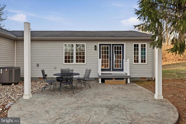 151 SASSAFRAS LN, Clear Brook, VA 22624