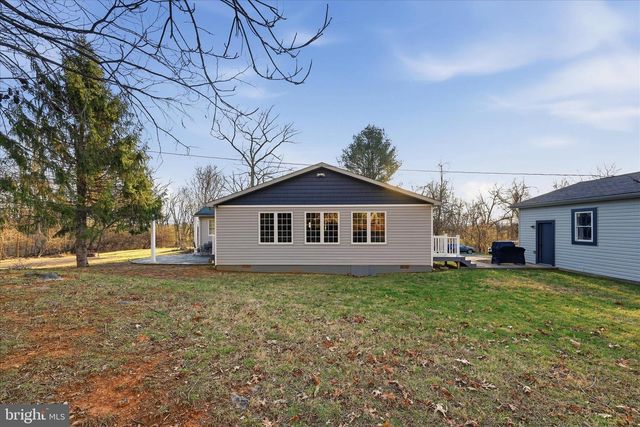 151 SASSAFRAS LN, Clear Brook, VA 22624