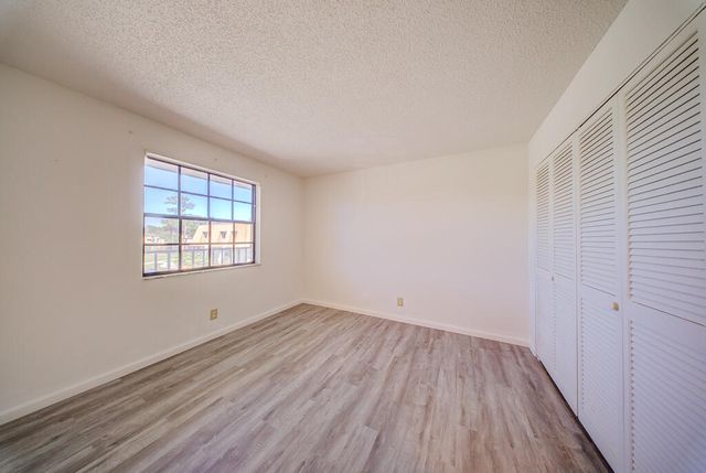 4720 Oak Terrace Drive, Greenacres, FL 33463