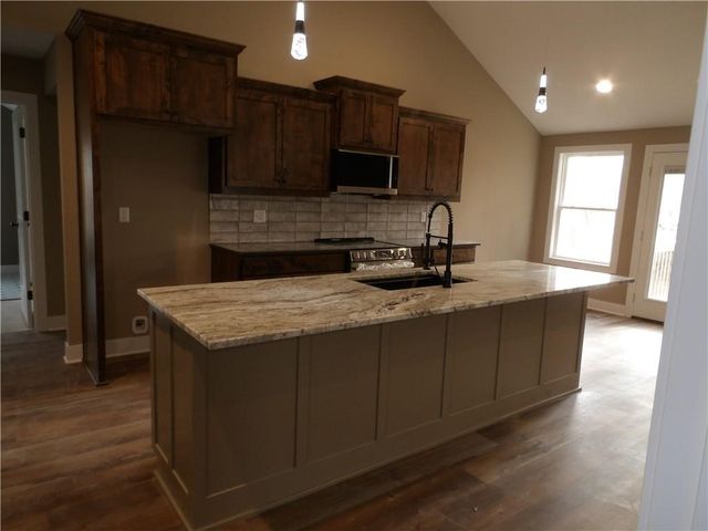 303 S Lexington Street, Holden, MO 64061