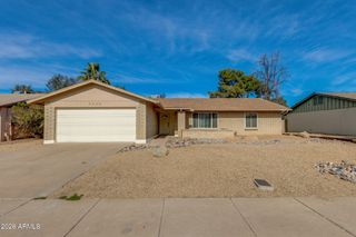 5338 W Freeway Lane, Glendale, AZ 85302