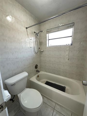 11346 SW 2nd St Front, Sweetwater, FL 33174