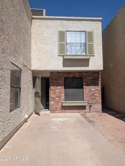 820 W UNIVERSITY Drive 19, Tempe, AZ 85281