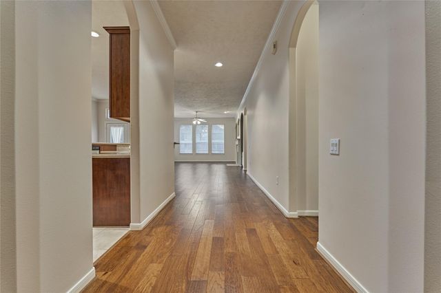 28 Misty Harbor E, Montgomery, TX 77356