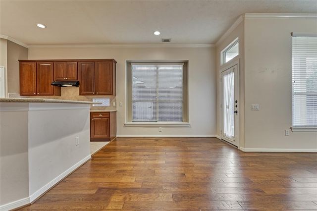 28 Misty Harbor E, Montgomery, TX 77356