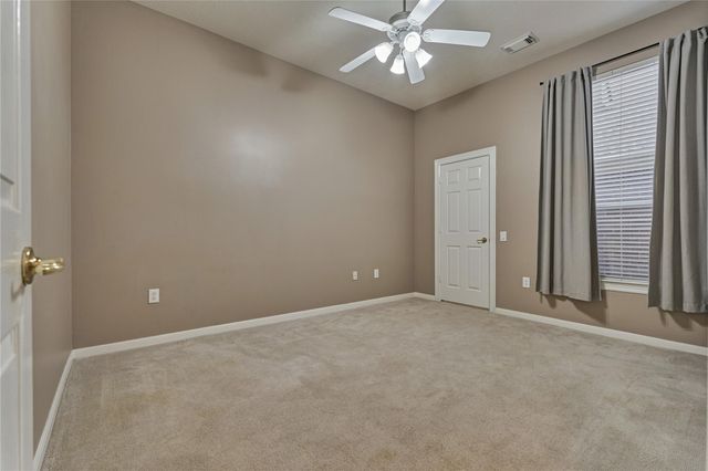 28 Misty Harbor E, Montgomery, TX 77356