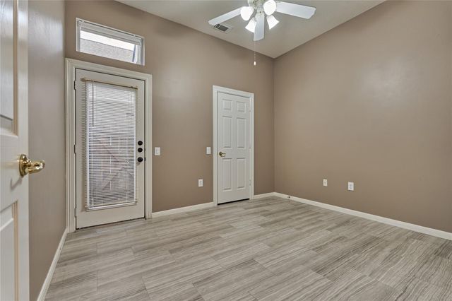 28 Misty Harbor E, Montgomery, TX 77356