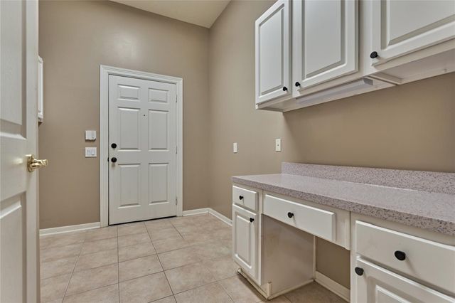 28 Misty Harbor E, Montgomery, TX 77356