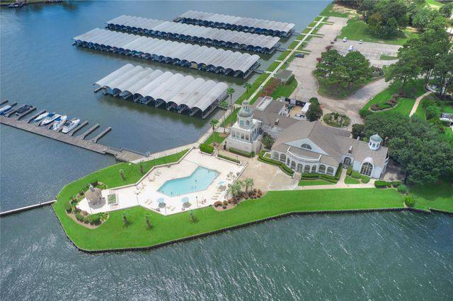 28 Misty Harbor E, Montgomery, TX 77356