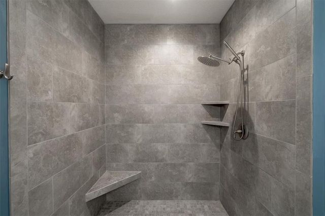 25179 W 142nd Street, Olathe, KS 66061