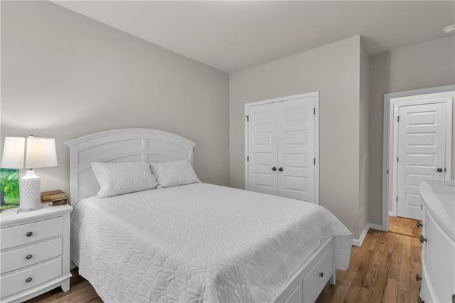 684 Lakehaven Lane, Loganville, GA 30052