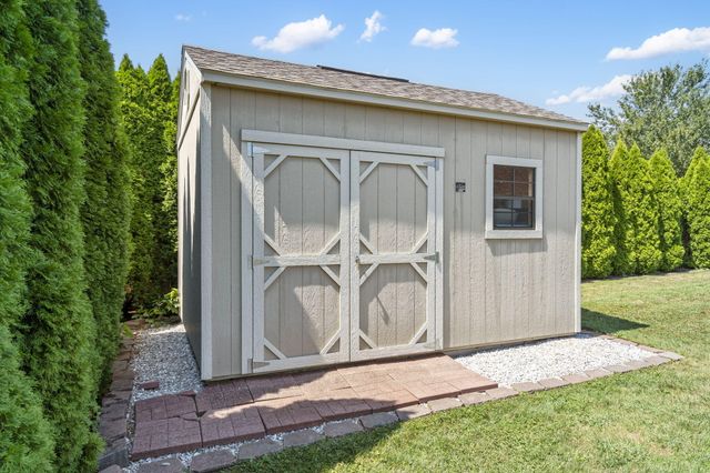 639 N Rockingham Avenue, Nixa, MO 65714