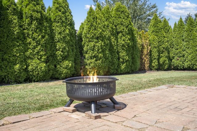 639 N Rockingham Avenue, Nixa, MO 65714