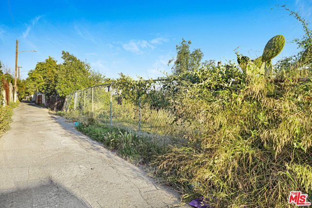 3341 Floral Drive, Los Angeles, CA 90063