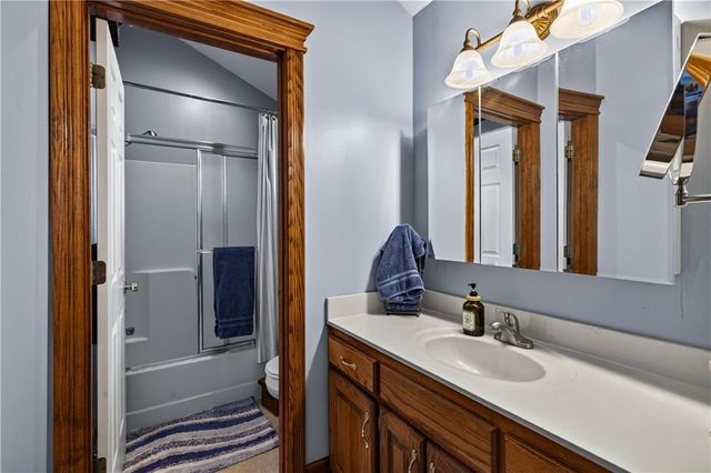 105 W South Street, Spring Hill, KS 66083