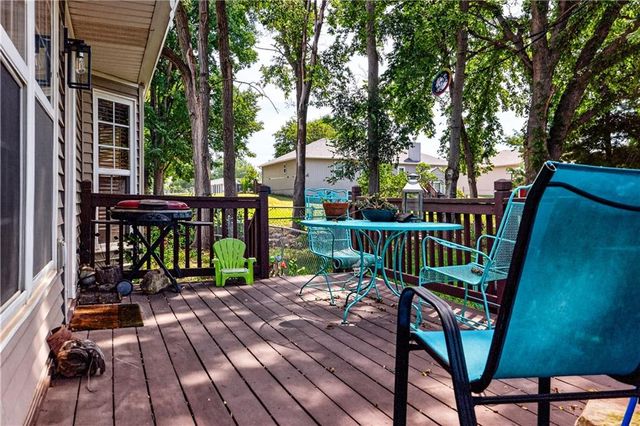 105 W South Street, Spring Hill, KS 66083
