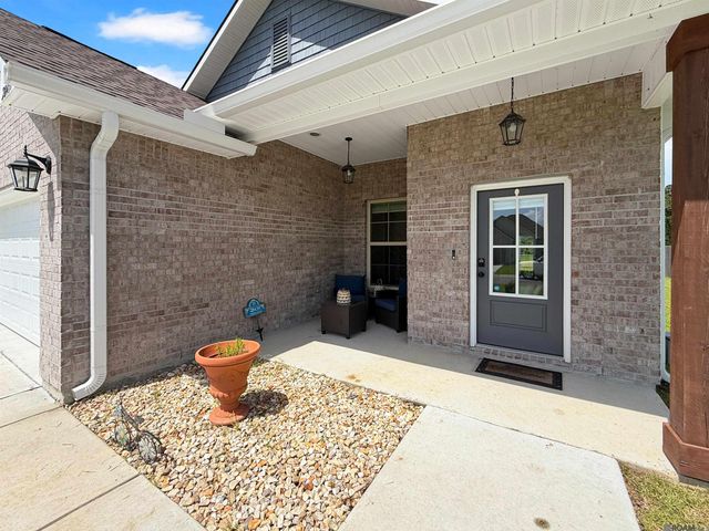 28439 Middlebrook Way, Denham Springs, LA 70726