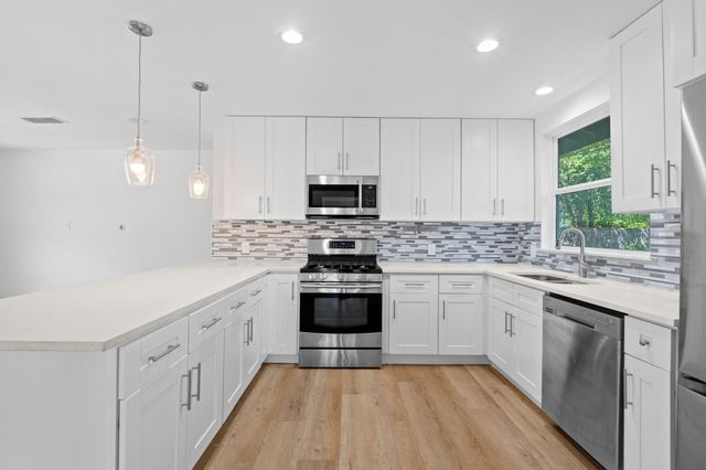 6414 Kenilworth DR, Austin, TX 78723