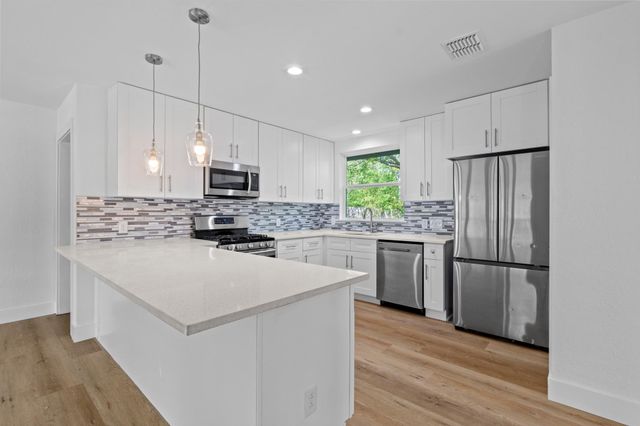 6414 Kenilworth DR, Austin, TX 78723