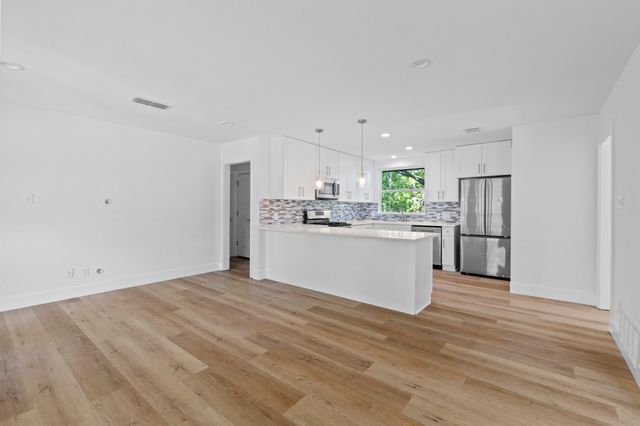 6414 Kenilworth DR, Austin, TX 78723