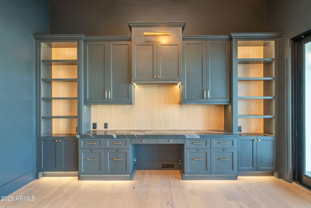 3506 N CRYSTAL PEAK Circle, Mesa, AZ 85207