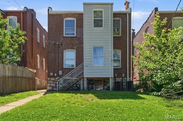 5847 Goener Avenue, St Louis, MO 63116