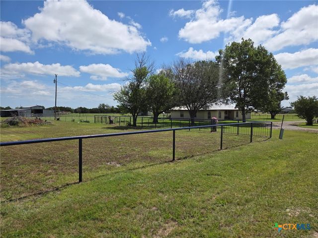 113 Leisure Acres Drive, Gatesville, TX 76528