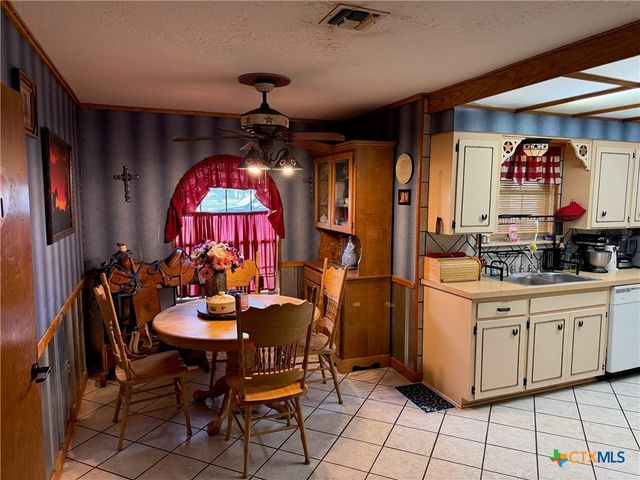 113 Leisure Acres Drive, Gatesville, TX 76528