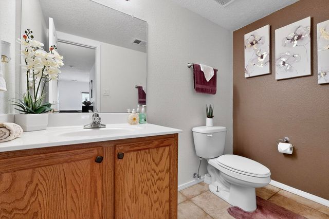 3032 Cochiti Street NE, Rio Rancho, NM 87144