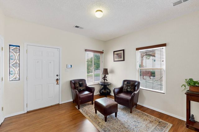 3032 Cochiti Street NE, Rio Rancho, NM 87144