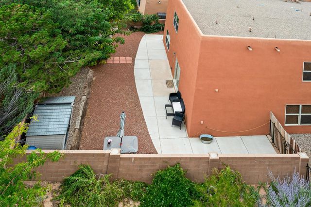 3032 Cochiti Street NE, Rio Rancho, NM 87144