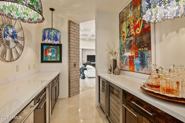 9719 E MADERA Drive, Scottsdale, AZ 85262