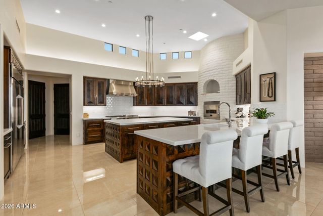 9719 E MADERA Drive, Scottsdale, AZ 85262