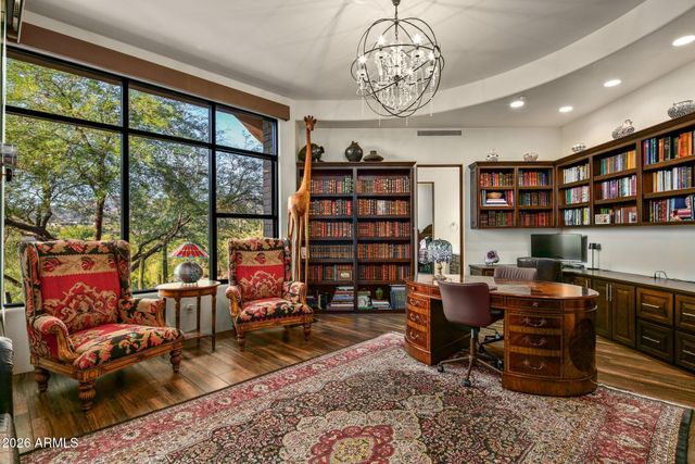 9719 E MADERA Drive, Scottsdale, AZ 85262