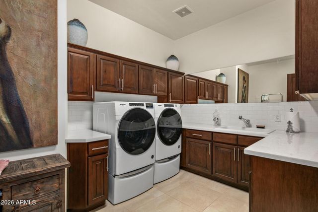 9719 E MADERA Drive, Scottsdale, AZ 85262